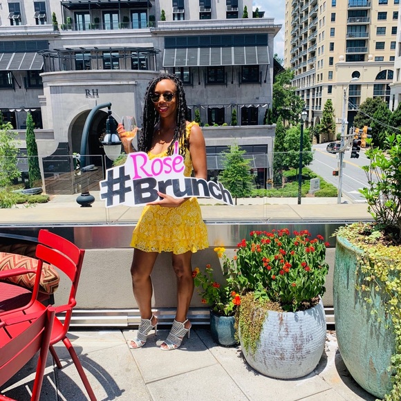 Meet your Posher, Mallory - Picture 7 of 7